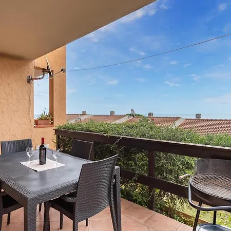 Bilo 4 Apartment